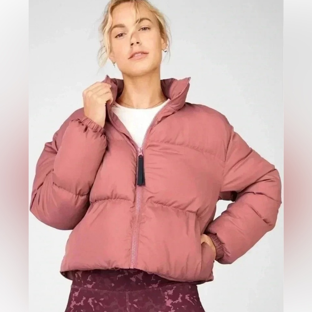 FABLETICS CROPPED PUFFER JACKET XS